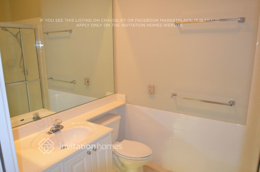 Building Photo - 2637 Kittbuck Way