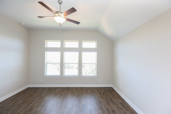Building Photo - 5108 Alonso Dr