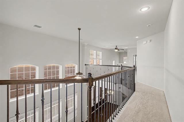 Building Photo - 228 Buckingham Ave