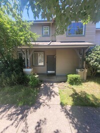 Building Photo - 3BD, 2.5 BA Home located the desirable Bet...