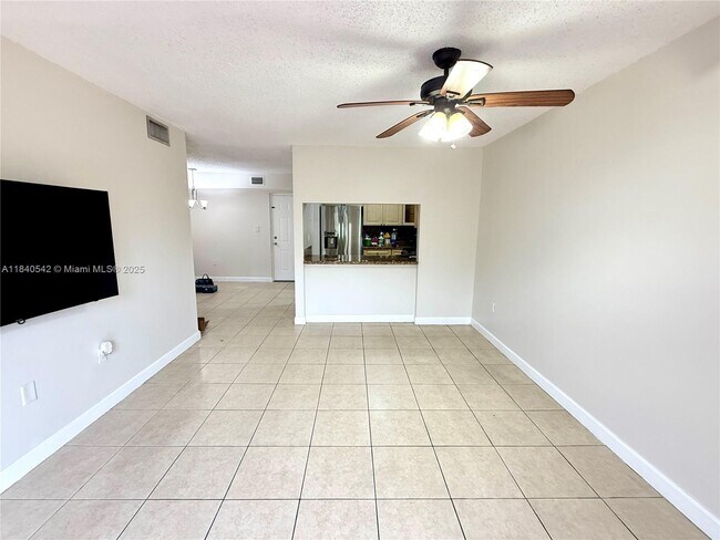 Primary Photo - 5765 W 25th Ct