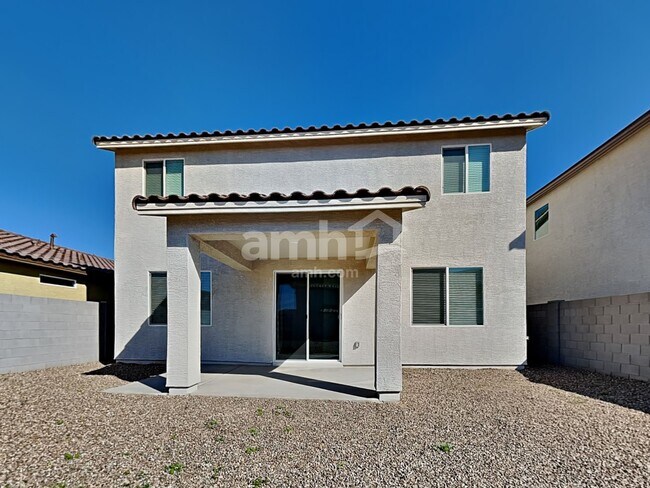 Building Photo - 17161 W Golden Ln