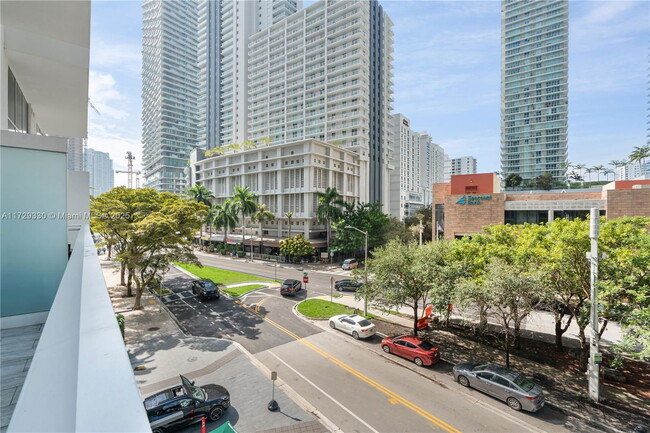 Building Photo - 1080 Brickell Ave