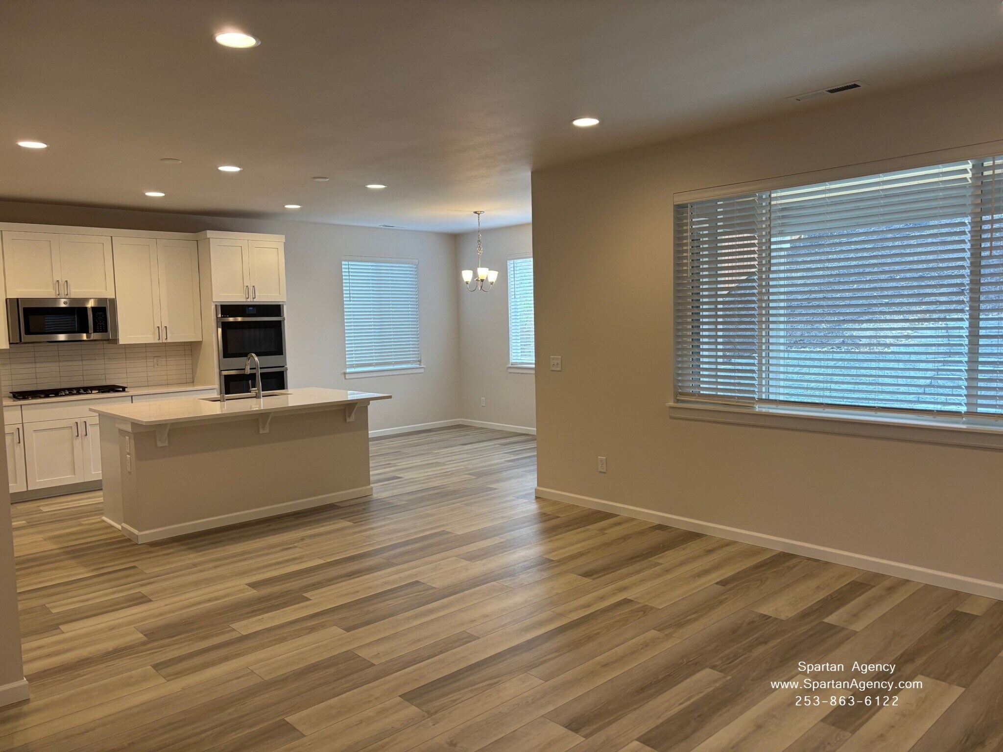 Building Photo - 15017 Tyee Dr E