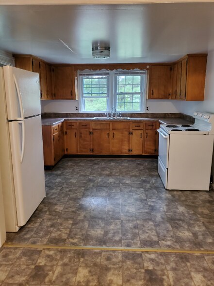 Building Photo - 216 Gold Field Rd NE