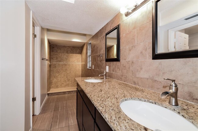 Building Photo - 1324 Bob Cat Ct