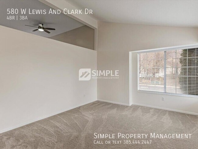 Building Photo - 580 W Lewis And Clark Cir