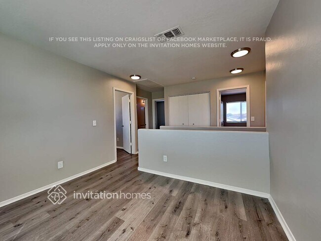 Building Photo - 12901 N El Frio St