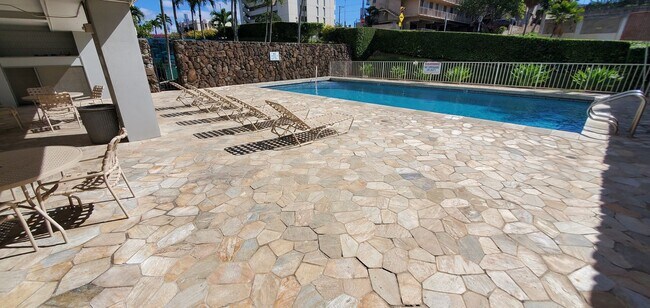 Building Photo - SALT LAKE - 12th FLOOR FULLY FURNISHED STUDIO - WINDOW AC, ASSIGNED COVERED PARKING. POOL. SECURE...