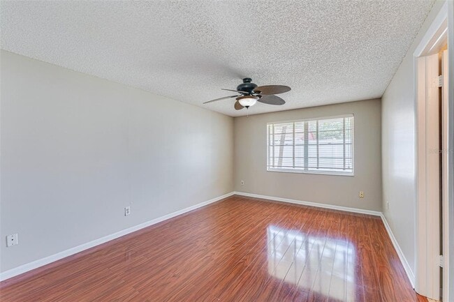 Building Photo - 16017 Woodpine Dr