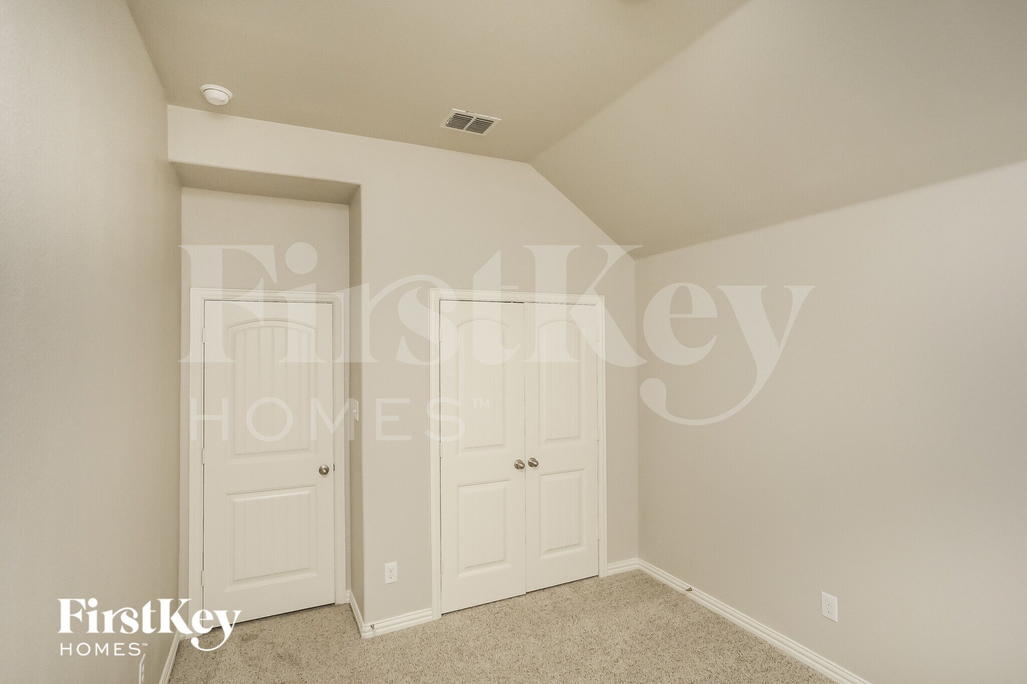 Building Photo - 14820 Rocky Face Ln