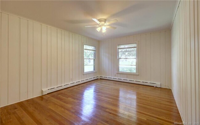 Building Photo - 32 Koger Rd