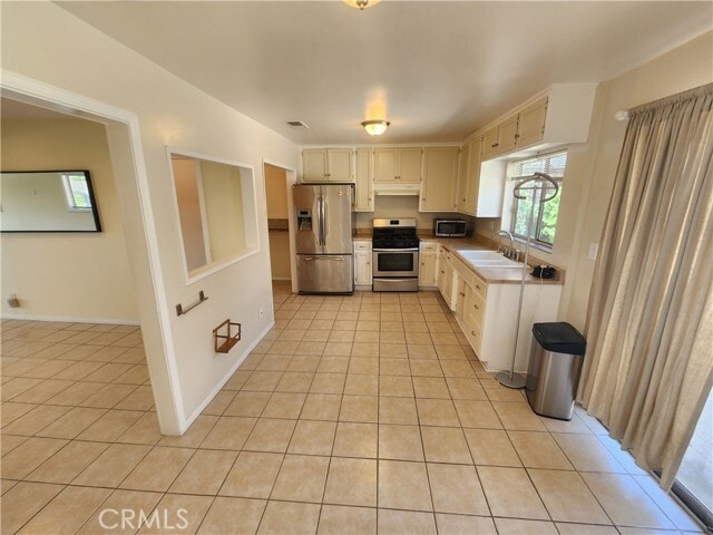 Building Photo - 11010 Oro Vista Ave