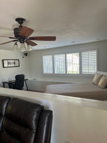 Building Photo - 31832 Florence Ave