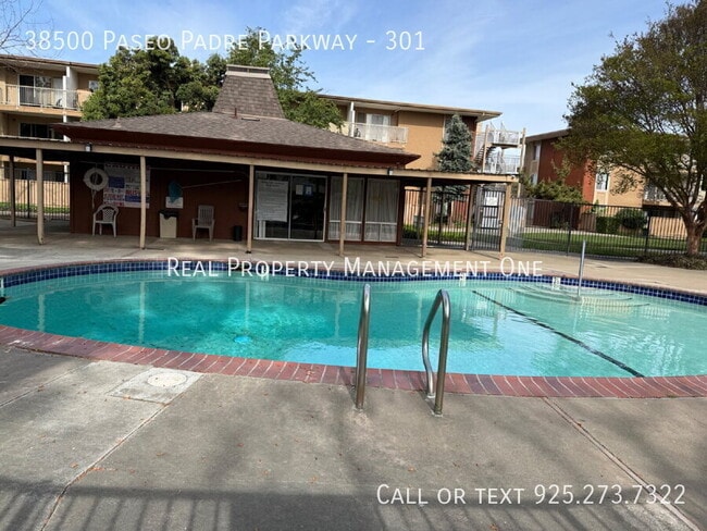 Building Photo - 38500 Paseo Padre Pkwy