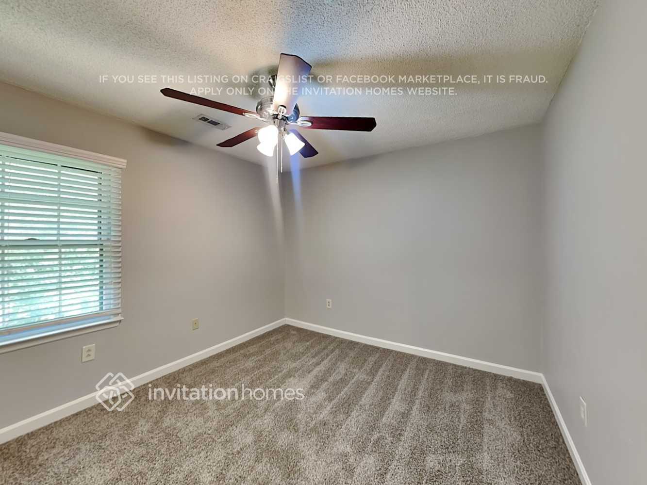 Building Photo - 5601 Flagstop Ct