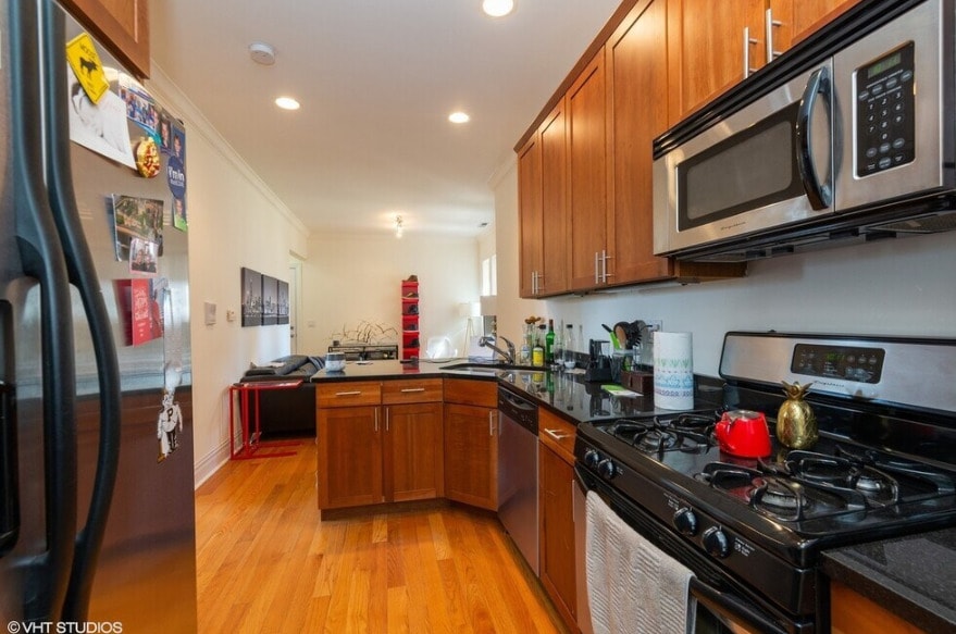 Building Photo - 5340 N Winthrop Ave