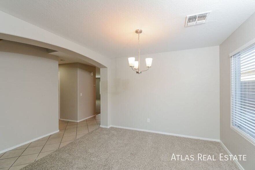 Building Photo - 11690 N 153rd Ave