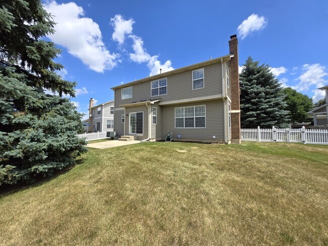 Building Photo - 1204 Frederick Ct