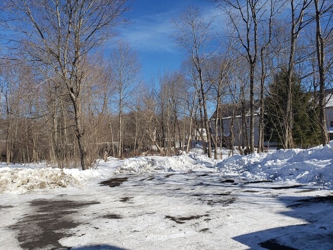 Building Photo - 45 S Main St