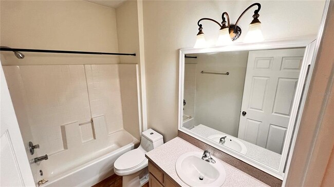 Building Photo - 949 Dekleva Dr