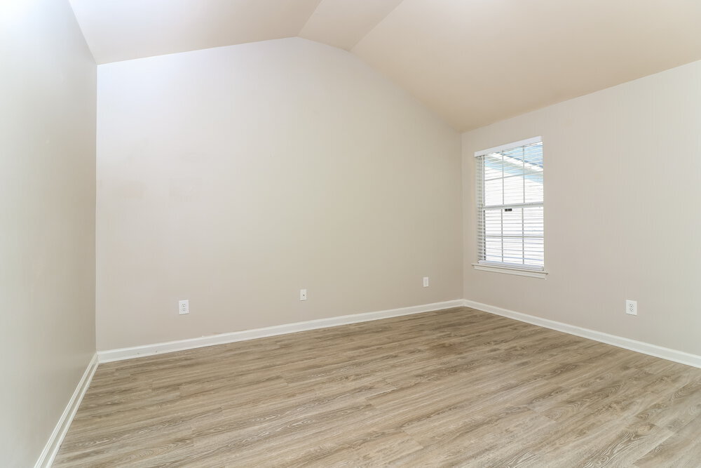 Building Photo - 414 Hidden Creek Ct