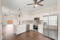Building Photo - 577 Scrub Jay Dr