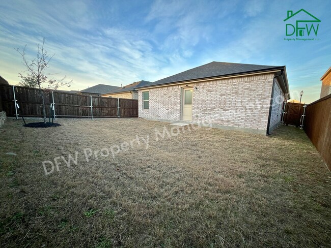 Building Photo - Charming 3-Bedroom Home for Lease in Quiet Little Elm Neighborhood!