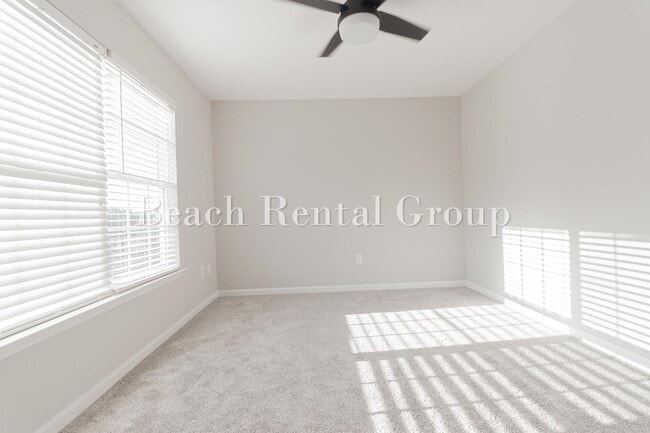 Building Photo - 413 Cotton Grass Dr