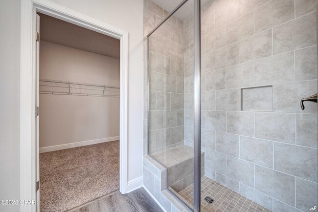 Building Photo - 204 Martingale Lp