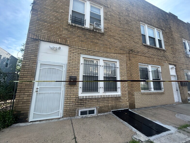 Building Photo - 150 Stuyvesant Ave
