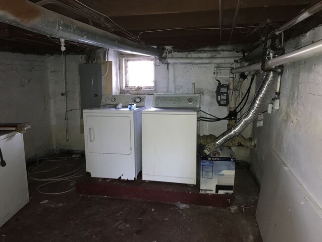 Building Photo - Charming Three-Bedroom Home in Cedmont!