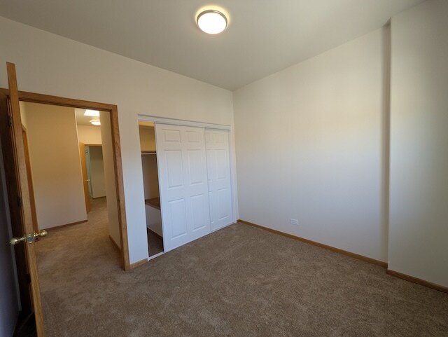 Building Photo - 4354 S Drexel Blvd