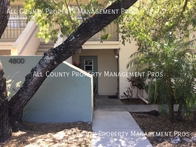 Building Photo - 4800 Rilma Ave