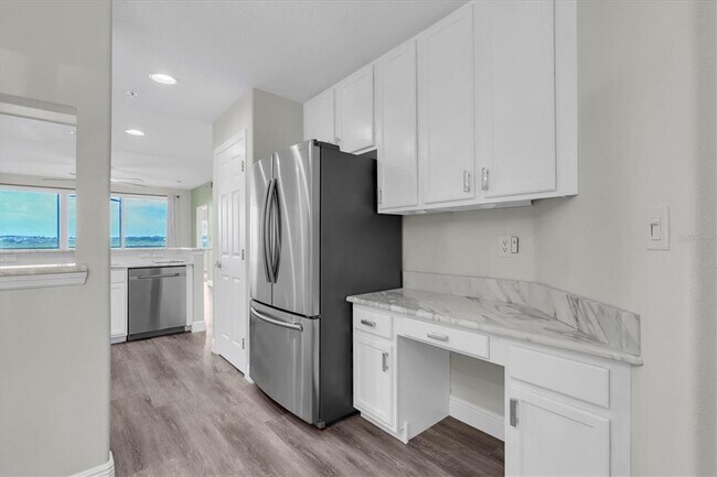 Building Photo - 7296 Marathon Dr