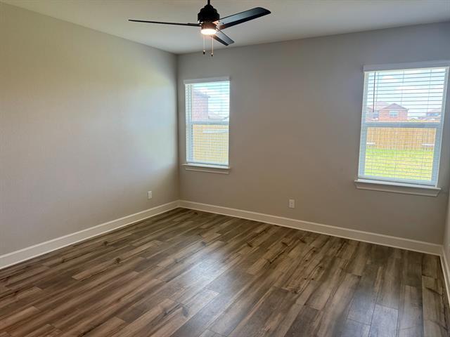 Building Photo - 812 Emerson Dr