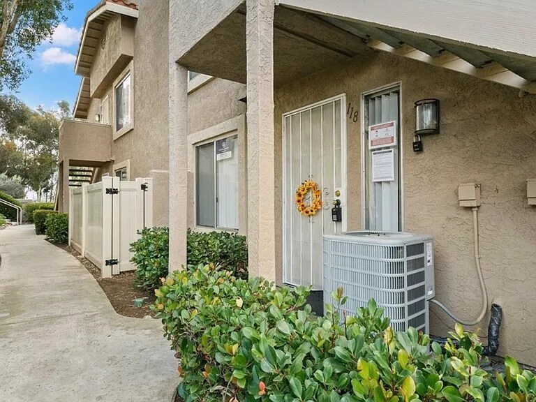 Building Photo - 11582 Fury Ln