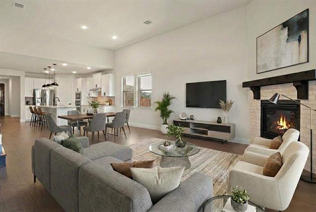 Building Photo - 2205 Lexington Wy