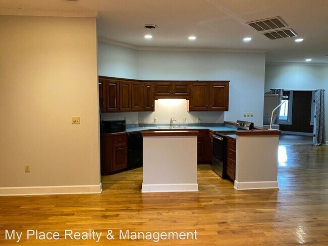 Building Photo - 2 br, 2 bath House - 128 Strawberry Alley