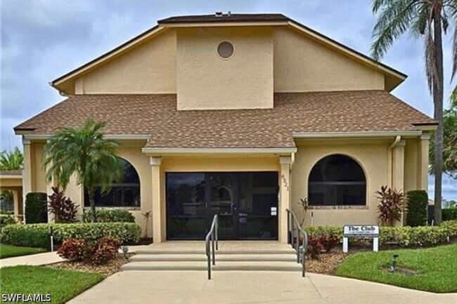 Building Photo - 8445 Charter Club Cir