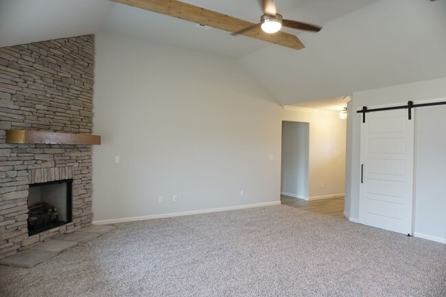 Building Photo - 3 Bedroom, 2 Bath With Office - Broken Arrow Schools
