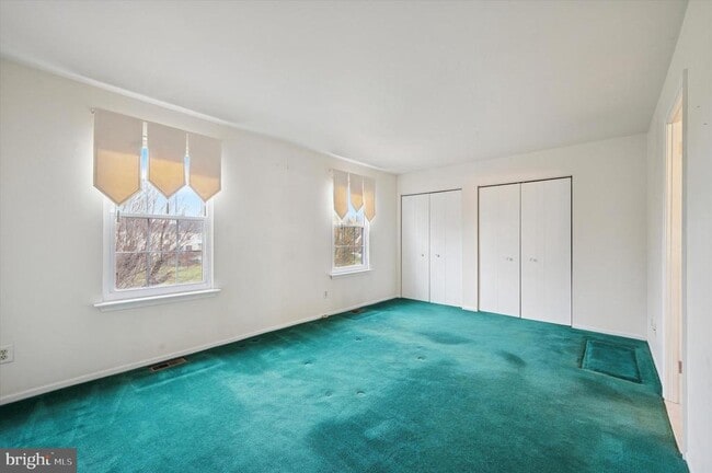 Building Photo - 25 Ruth Rd