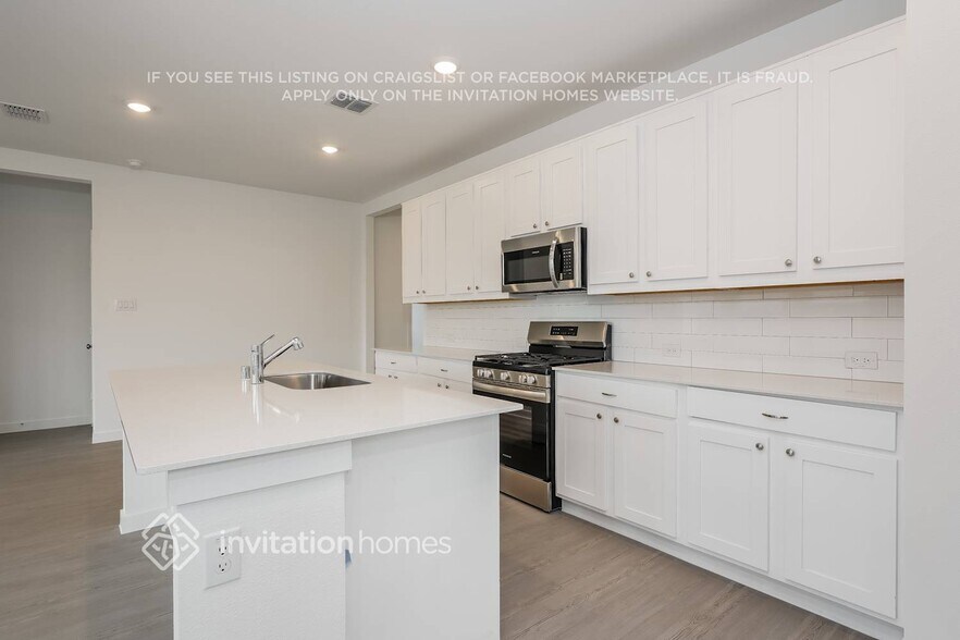 Building Photo - 339 Sedalia Trl
