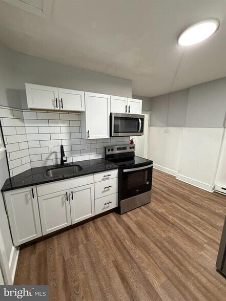 Building Photo - 1410 Huddell Ave