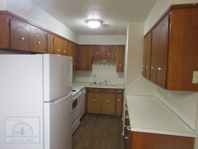 Building Photo - 21 Laramie Cove