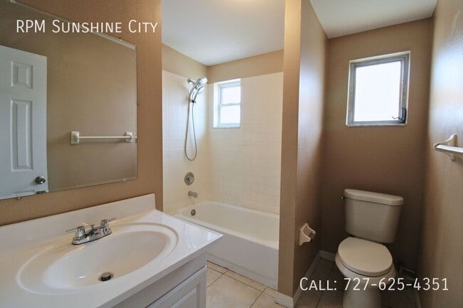 Building Photo - 8233 Portulaca Ave