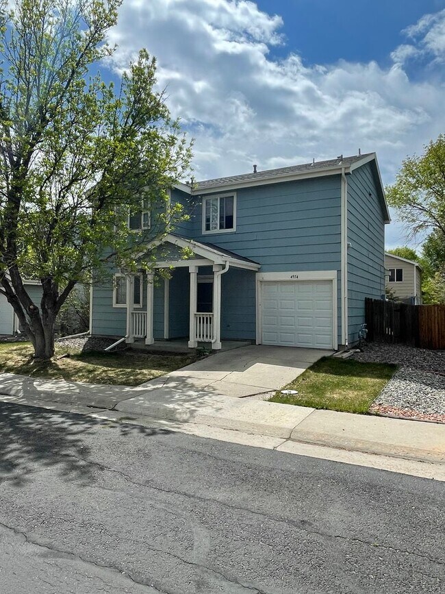 Building Photo - 3 Bedroom 2 Bath House in Thornton Available Now!