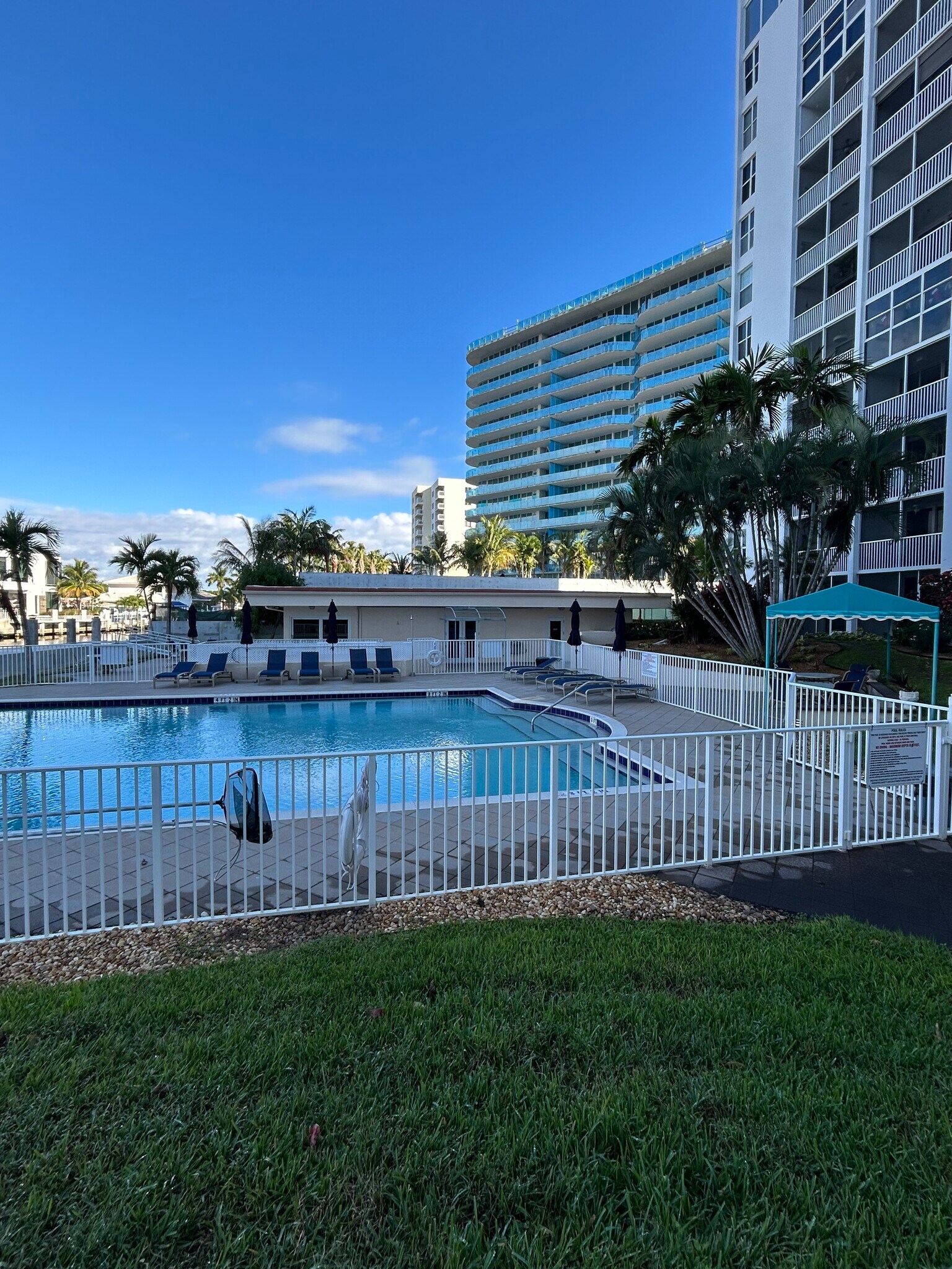 Building Photo - 1391 S Ocean Blvd