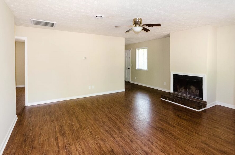 Building Photo - 138 Langford Ct