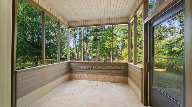Building Photo - 7007 Mobley Rd